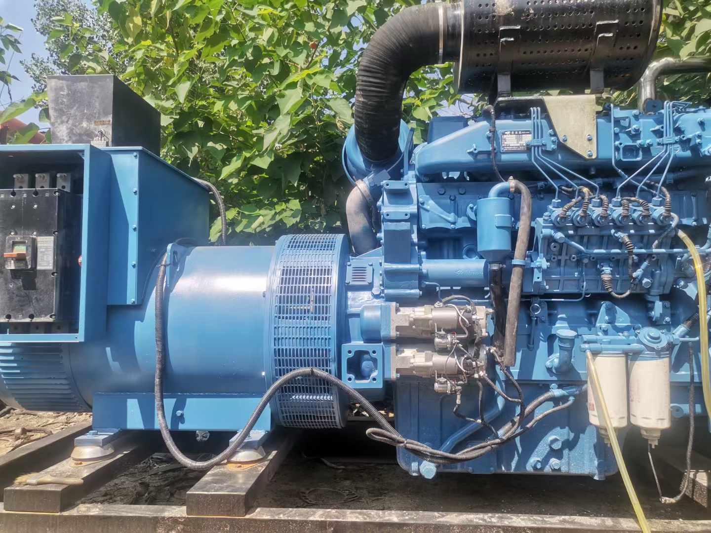 布拖详细说明降低 800kW 柴油发电机输出电流波动的方法