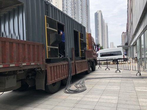 布拖低温环境下，柴油发电机组电池充满电的具体时间受哪些因素影响？