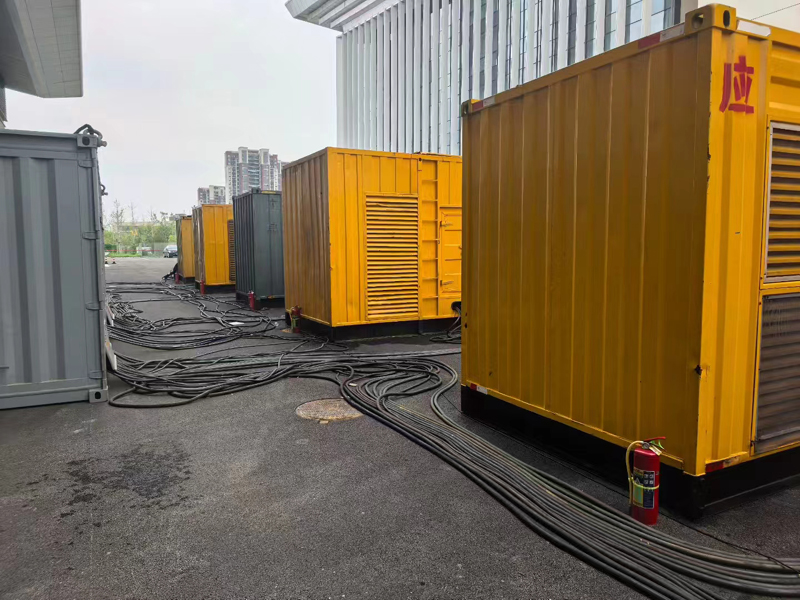 布拖柴油发电机组冬季保养有哪些注意事项?